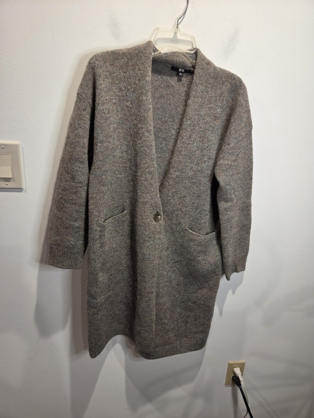 Uniqlo Size Xs Wool Gray One Button Cardigan W/pockets